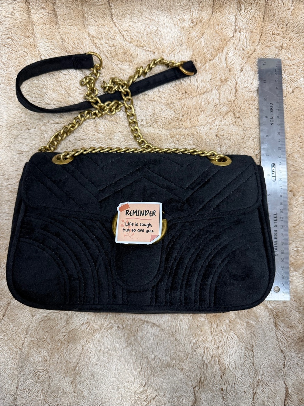 Elegant Black Quilted Shoulder Bag with Gold Chain Strap